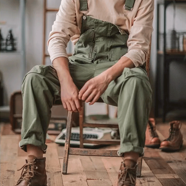 녹색 정비공 작업복 